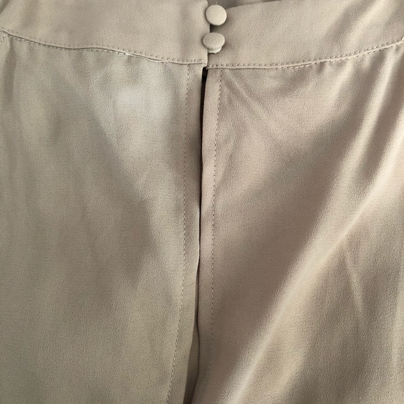 Romper - Picture 2 of 3